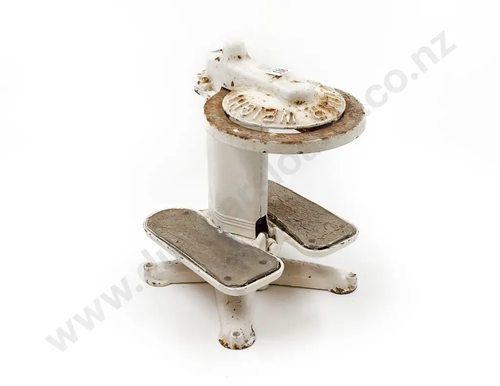 Vintage Cast Metal Scales Image 1++