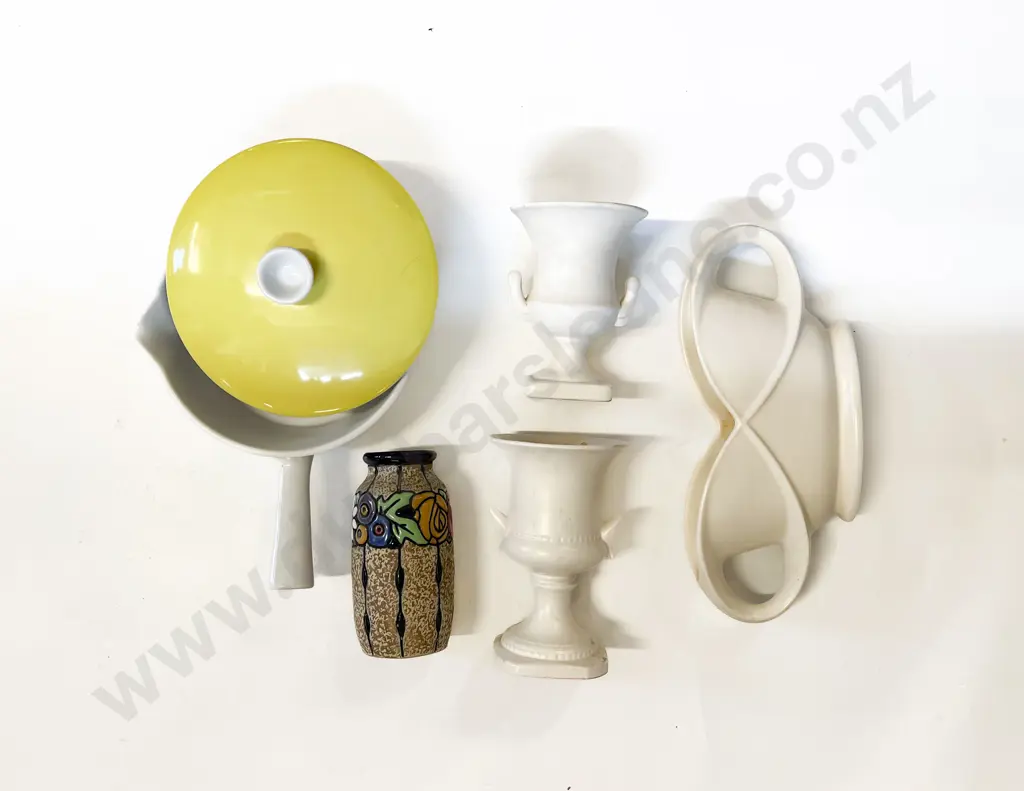 Small Amphora Vase together with Crown Lynn Vase & Assorted Image 1++