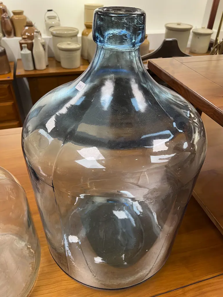 Large Glass Carboy & Smaller Image 1++