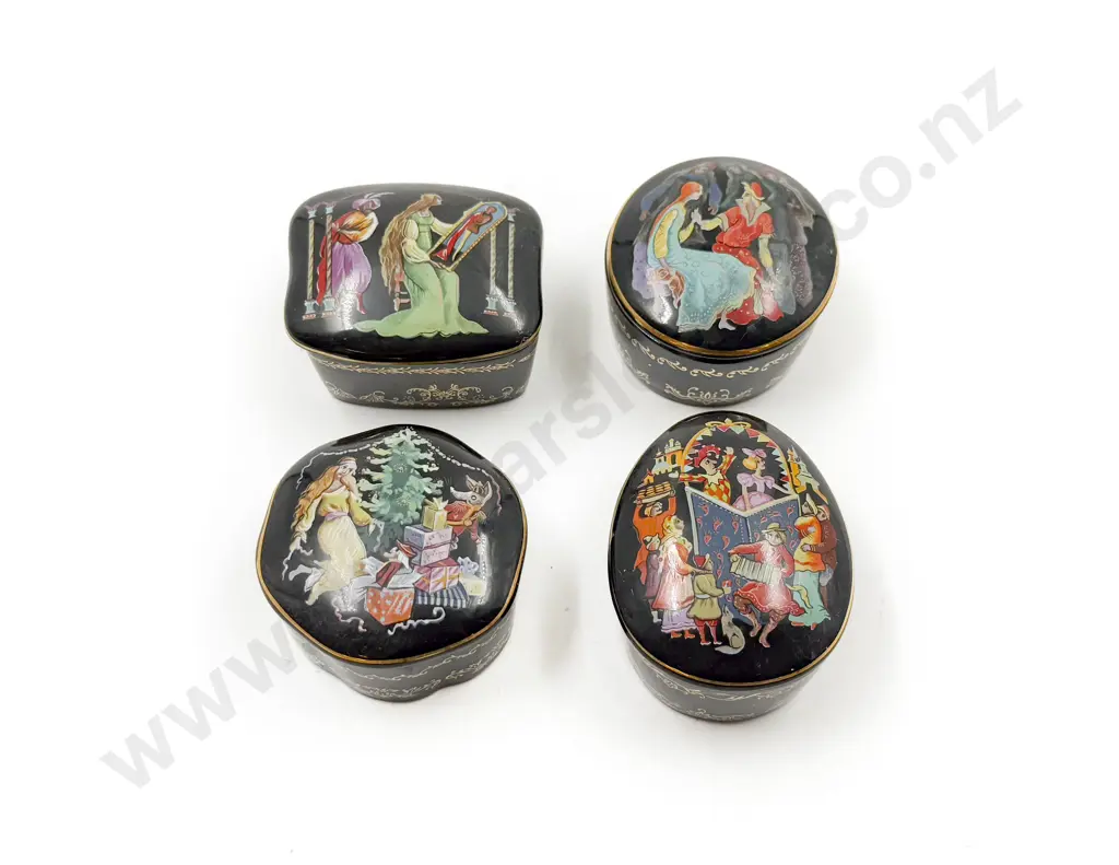 Four Small Franklin Mint Music Boxes Image 1++