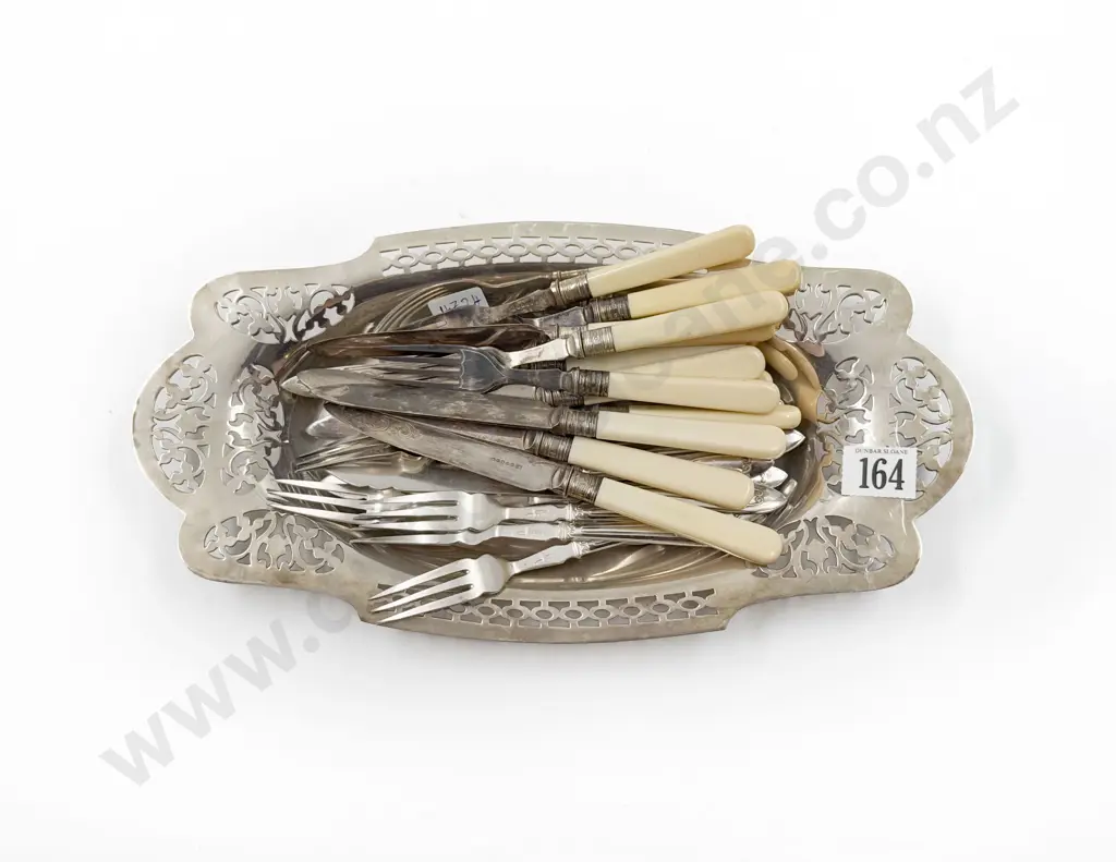 Two S/P Cutlery Part Sets Image 1++