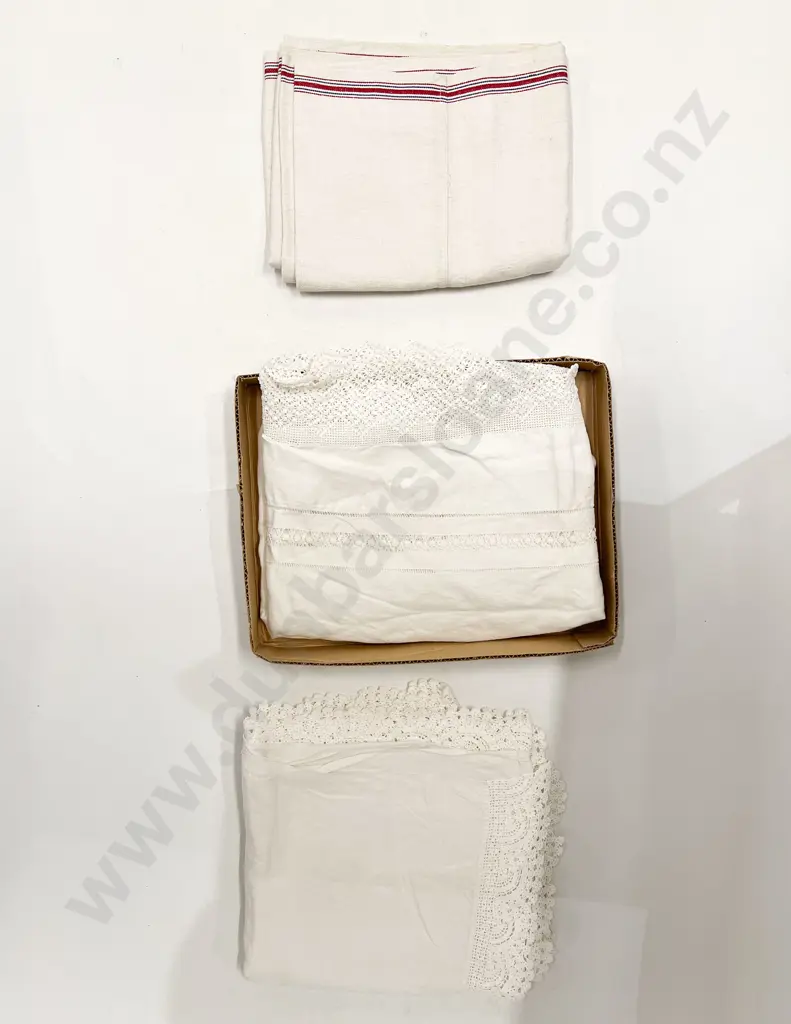 Three Linen Table Covers Image 1++