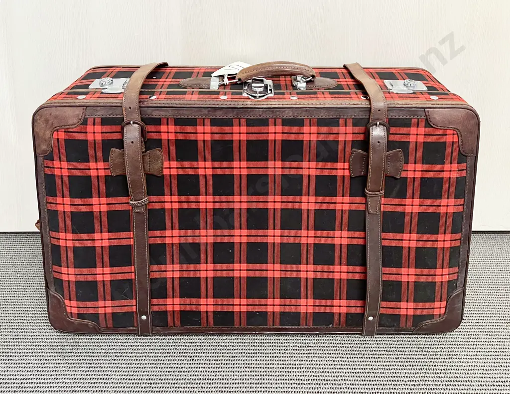 Cane Laundry Basket & Suitcase Image 1++