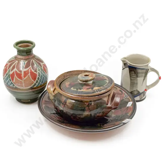 Quantity of Assorted NZ Pottery