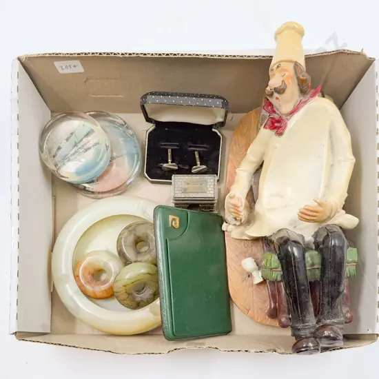 Small Quantity of Assorted Vintage