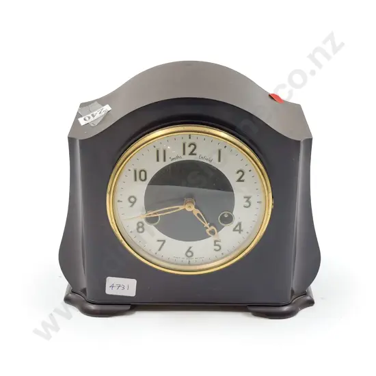 Vintage Bakelite Mantle Clock