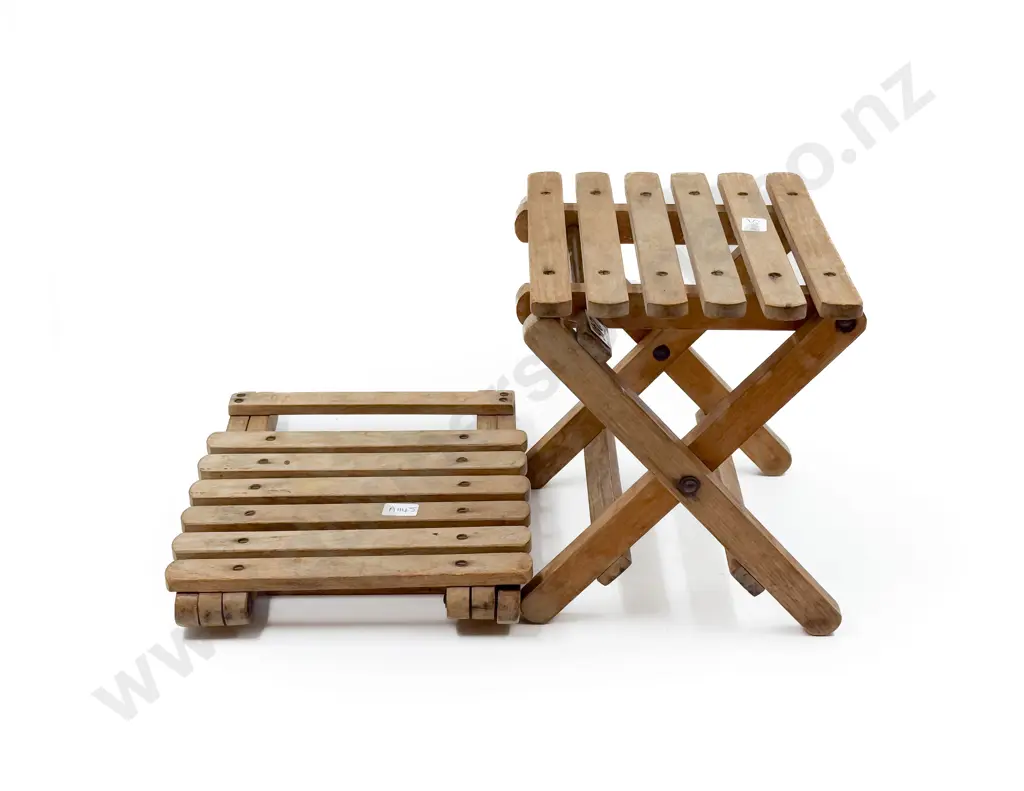 Pair of Small Vintage Picnic Stools Image 1++