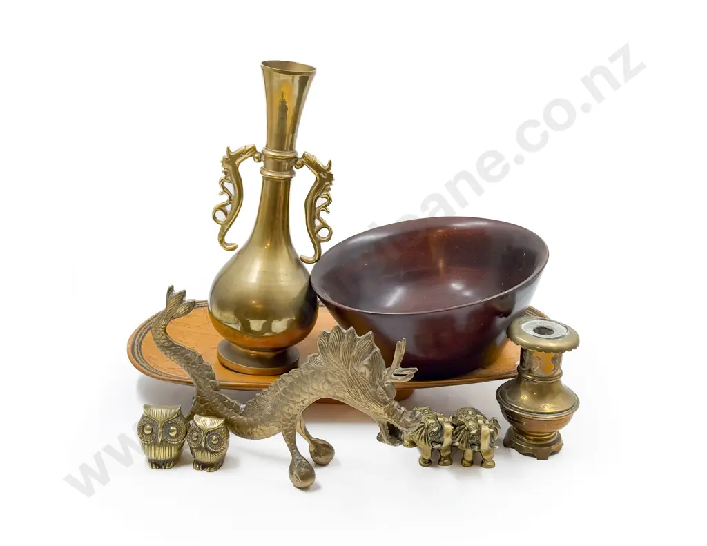 Quantity of Assorted Brassware etc Image 1++