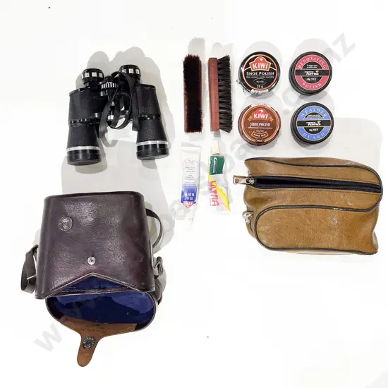 Quantity of Assorted incl Small Easels etc