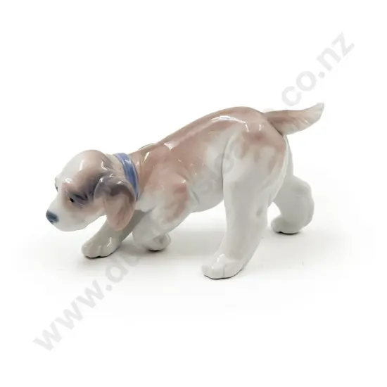 Lladro Dog Figure "Little Hunter" in Original Box