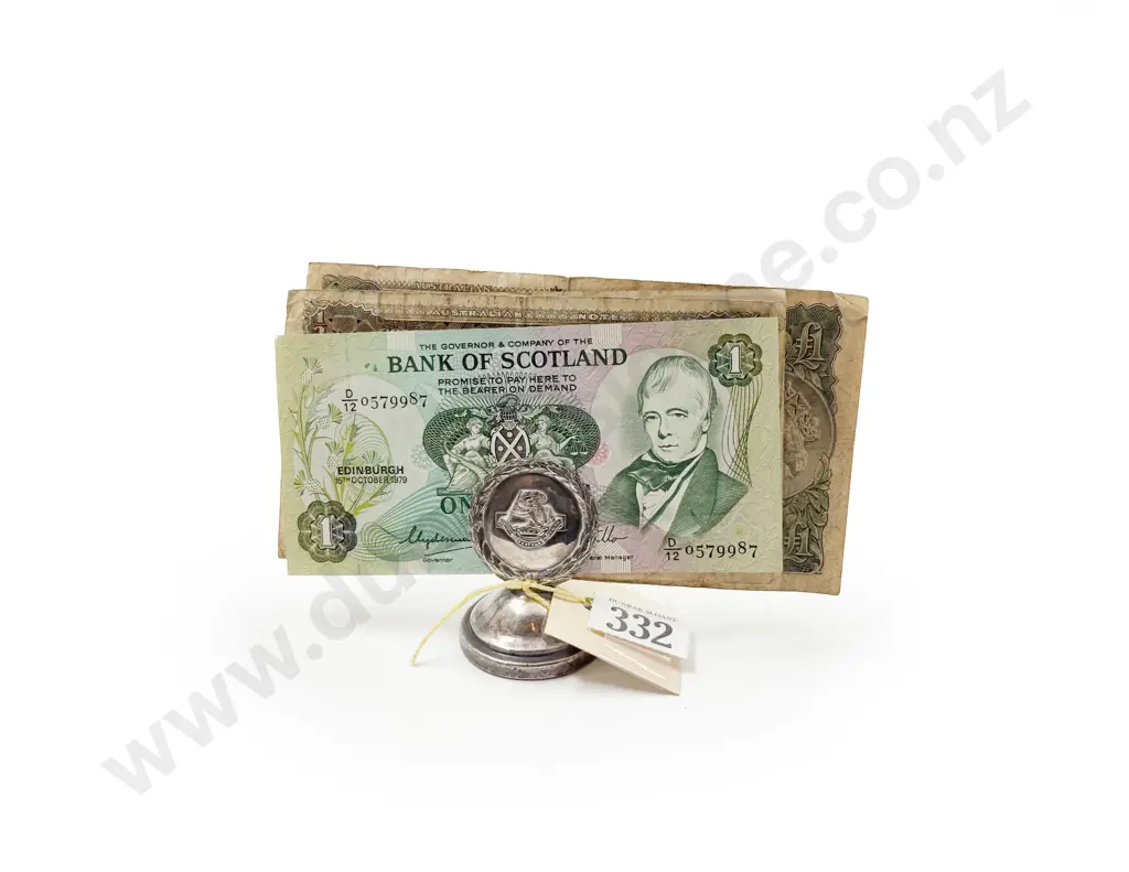 Vintage S/P Place Holder together with Five Assorted World Bank Notes Image 1++
