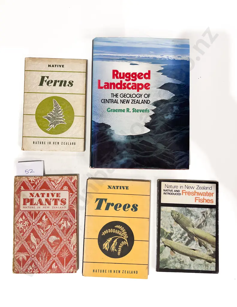 Five Assorted NZ Reference Books Image 1++