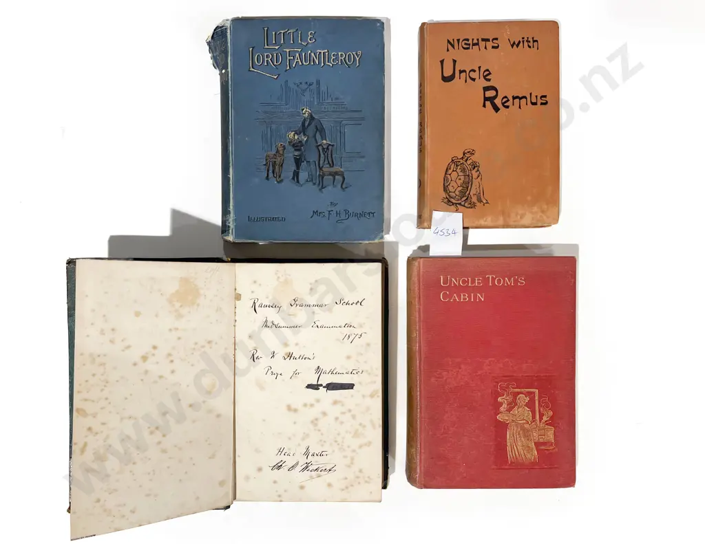 Homes without Hands I.G. Wood Leatherbound Volume together with Three Other Vintage Books Image 1++