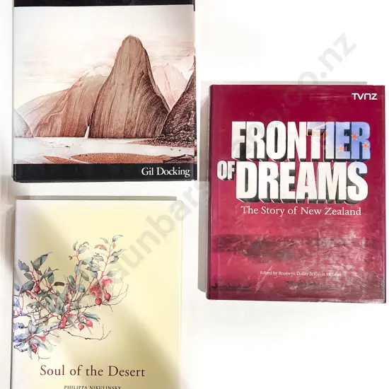 Two Hundred Years of NZ Paints by Gil Docking together with two NZ Reference