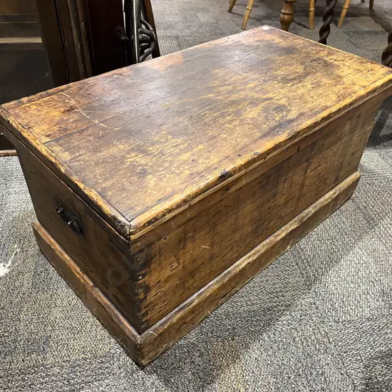 Late Vict. Pine Toolbox