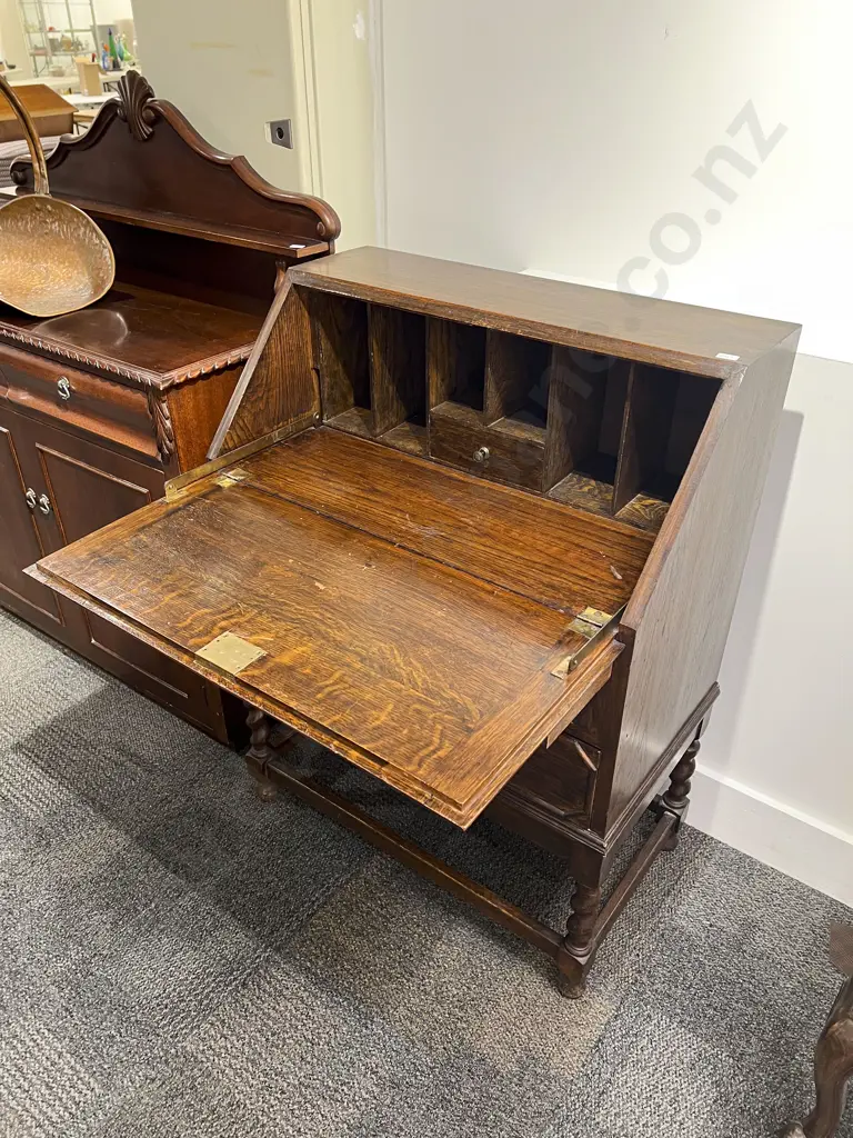 Oak Bureau Image 1++