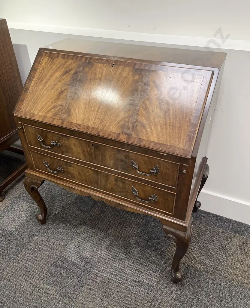 Geo III Style Mahogany Bureau Image 1++