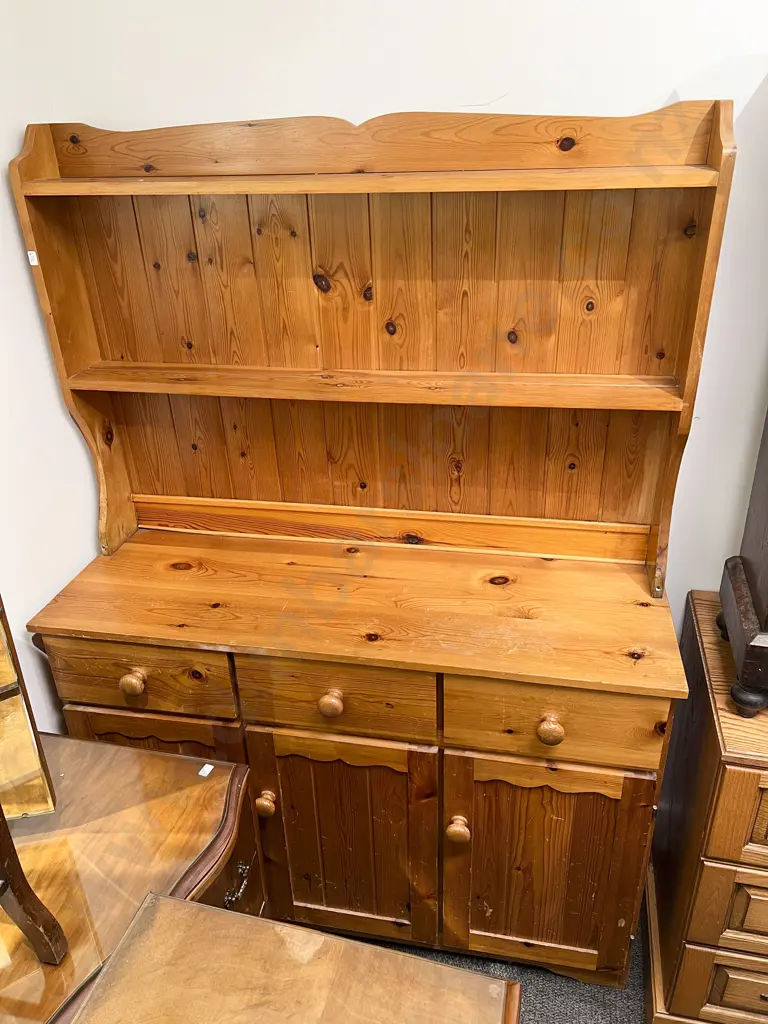Pine Welsh Dresser Image 1++
