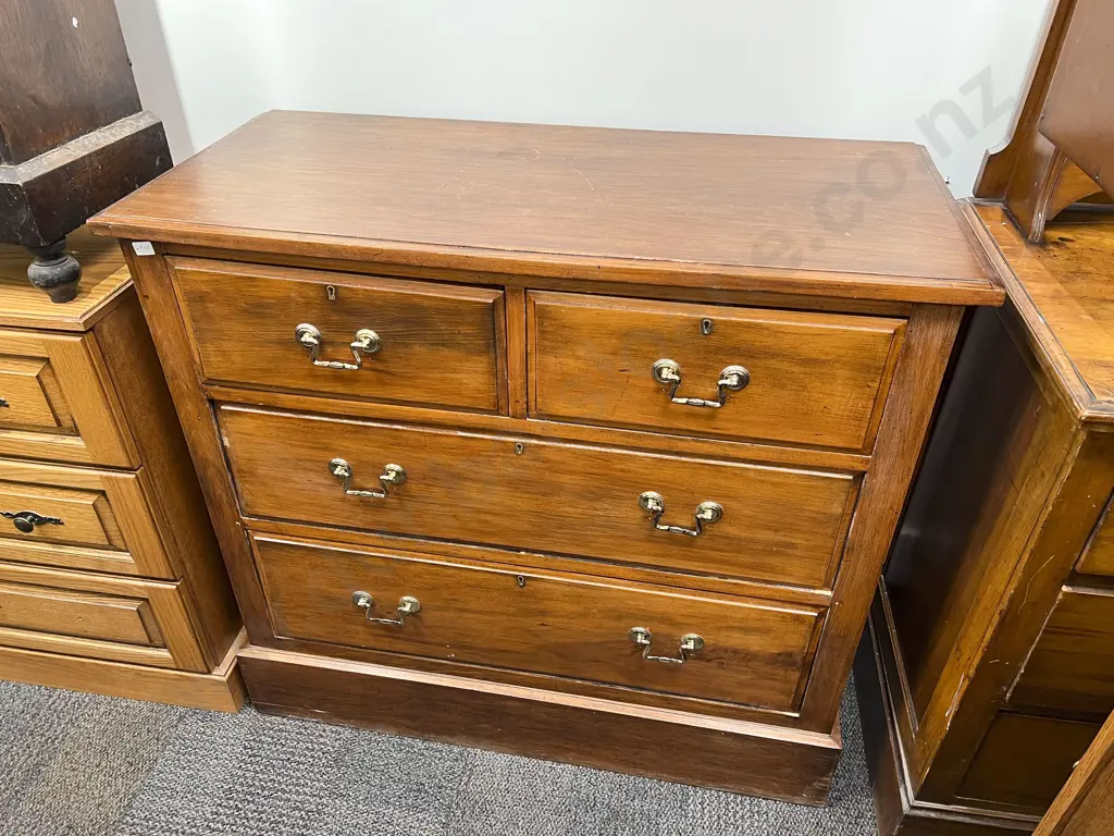 Georgian Style Four Drawer Chest Image 1++