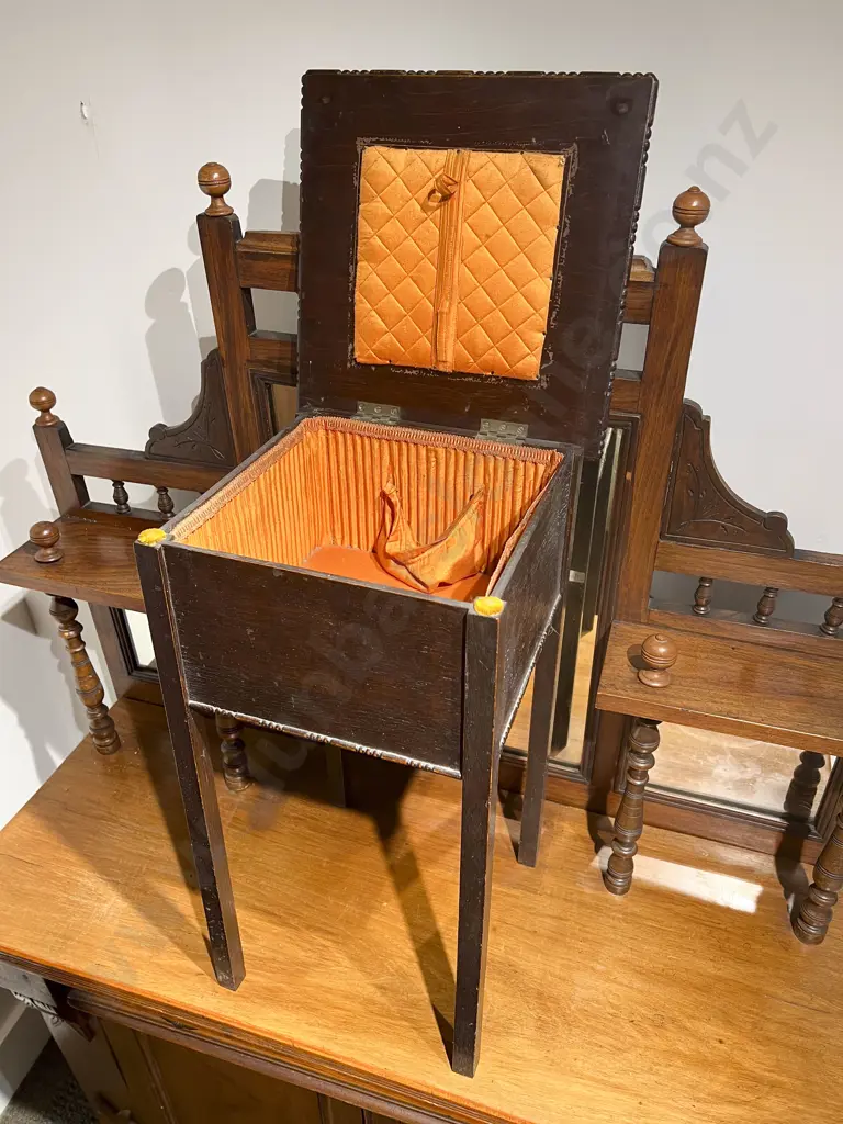 Small Oak Sewing Box Image 1++