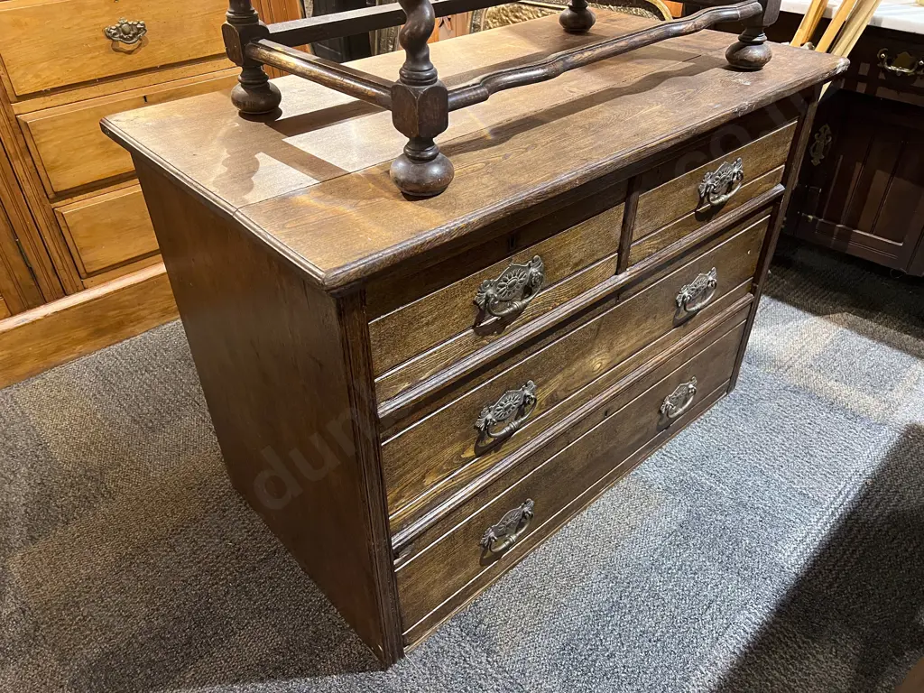 Oak Four Drawer Chest Image 1++
