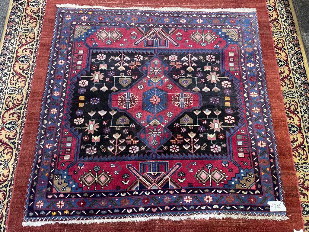 Persian Woollen Rug Image 1++