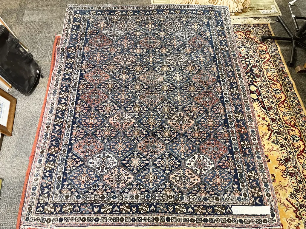 Persian Woollen Floor Rug Image 1++