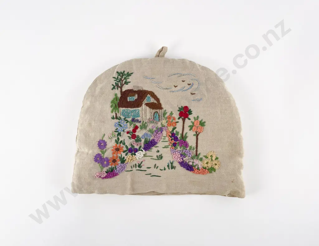 1930's Hand Embroidered Tea Cosy Image 1++
