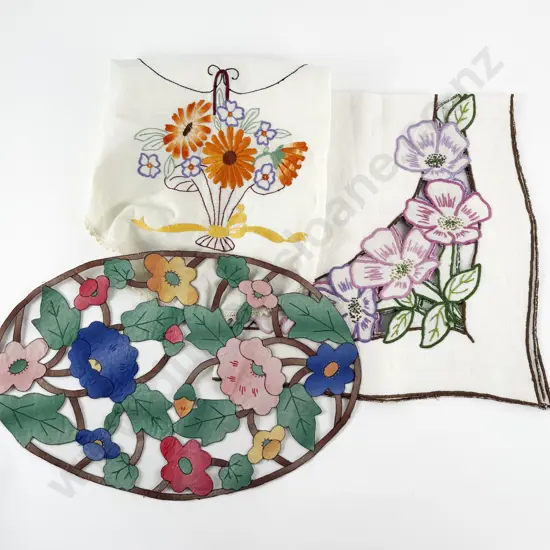 Vintage Teacloth Doily & Apron