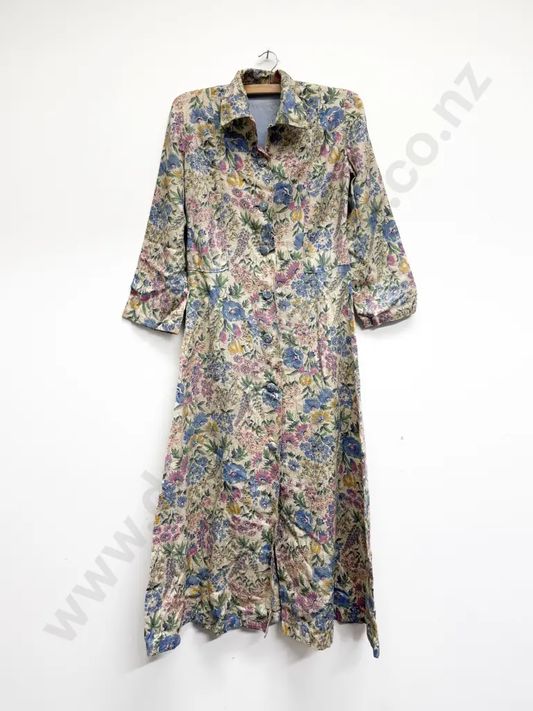 C1940 Lined House Coat Image 1++