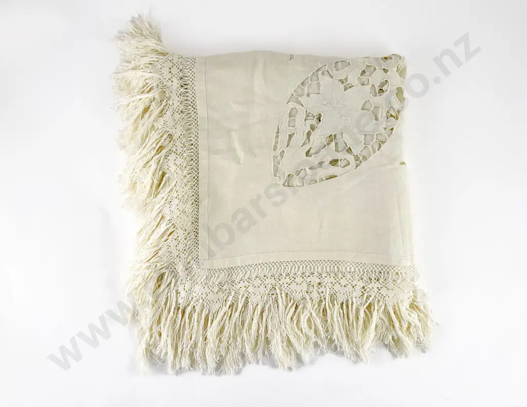 Vintage Tablecloth Image 1++