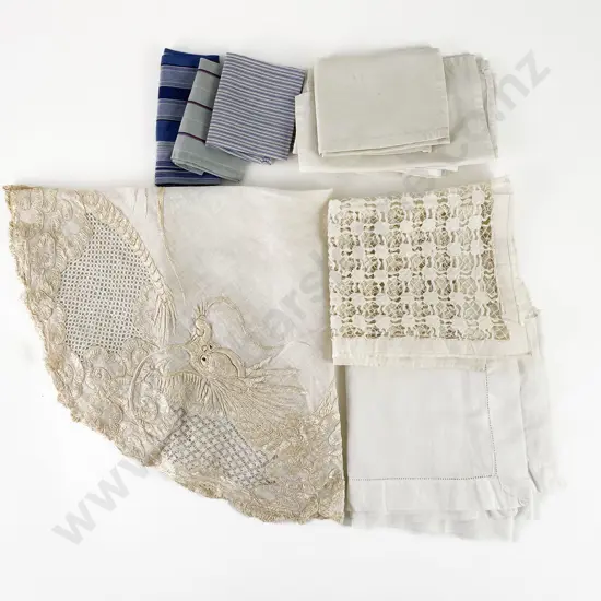 Collection Early C20th Linens