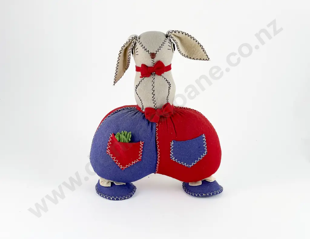C1940's Felt Rabbit Image 1++