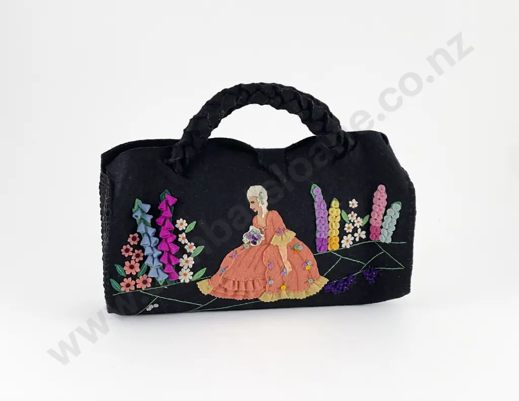 1930's Felt Work Bag Image 1++