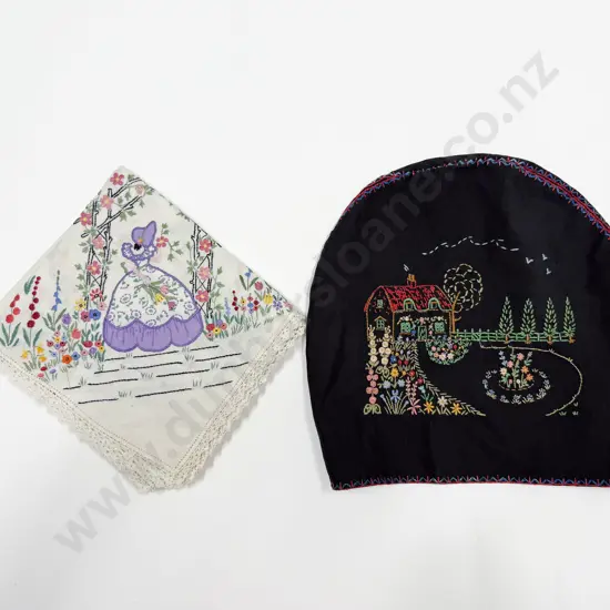 Tea Cosy & Table Cloth