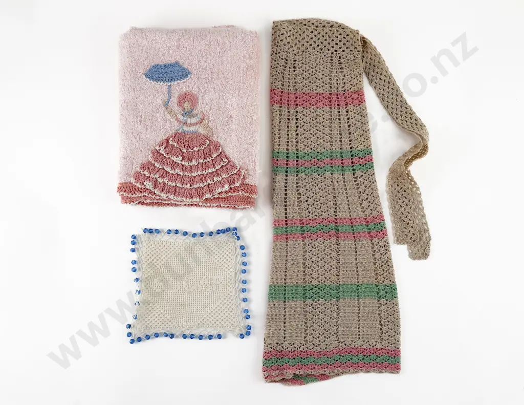 Three Vintage Crocheted Items Image 1++