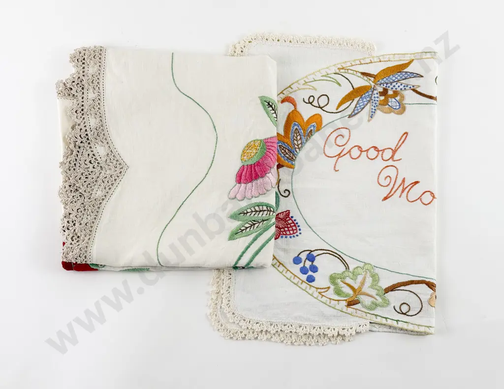 C1930's Tray Cloth Image 1++