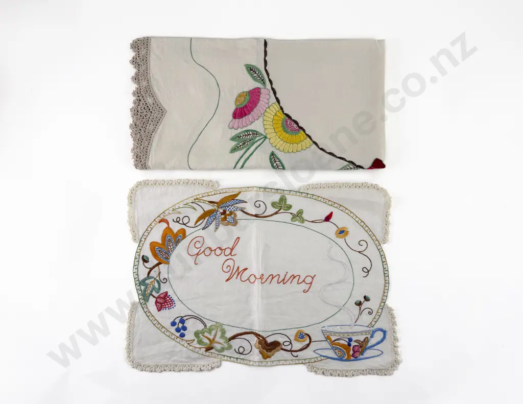 C1930's Tray Cloth Image 1++