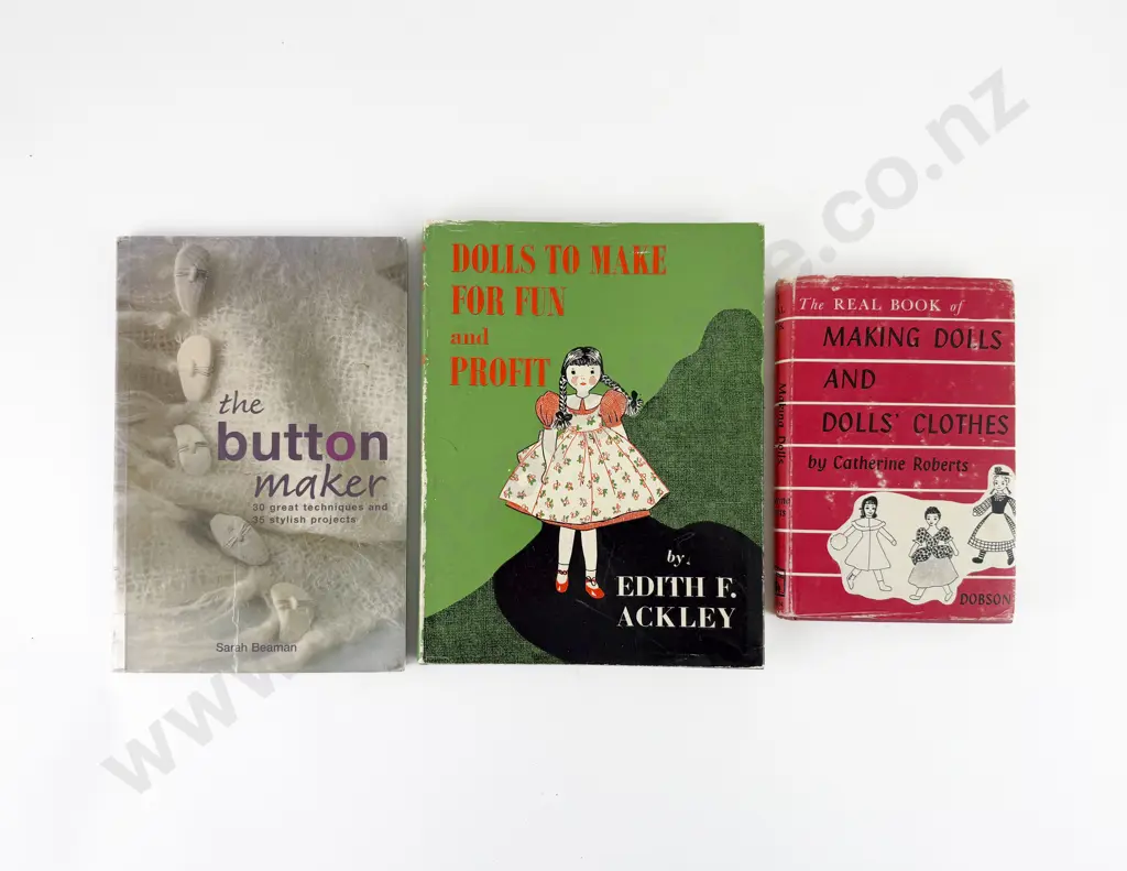 The Real Book of Making Dolls & Dolls Clothes Image 1++