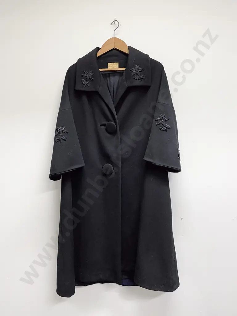 Vintage Chloe Petite Couture Designed and Created in NZ Coat Image 1++