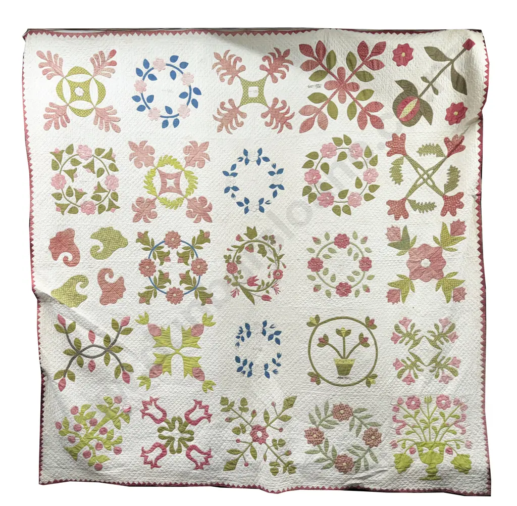 Mid C19th American Applique Quilt Image 1++