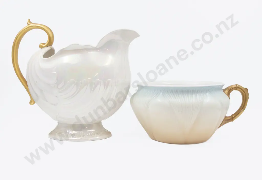Shelley Chamber Pot & Toilet Jug Image 1++