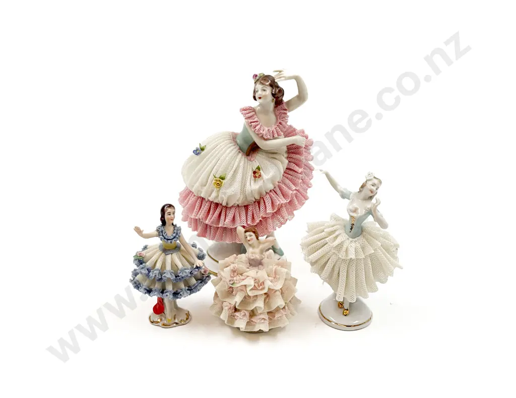 Four Dresden Lace Figures (af) Image 1++