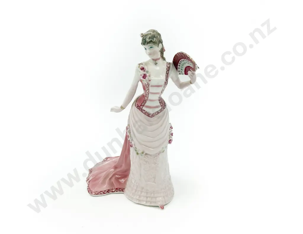 Royal Worcester Figure "The Painted Fan" Image 1++