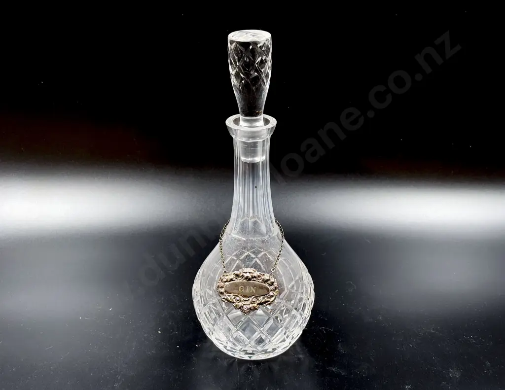 Crystal Decanter with Two Fruit Bowls and Six Glasses Image 1++