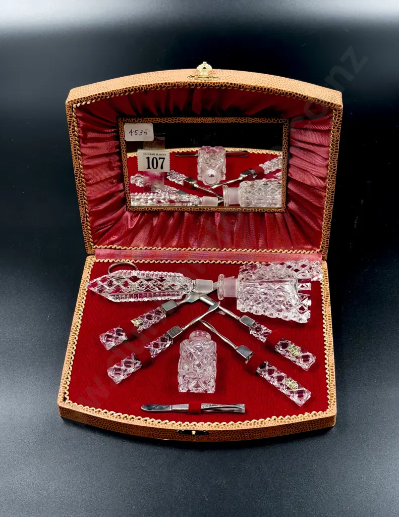 Vintage Cut Glass Handled Manicure Set Image 1++