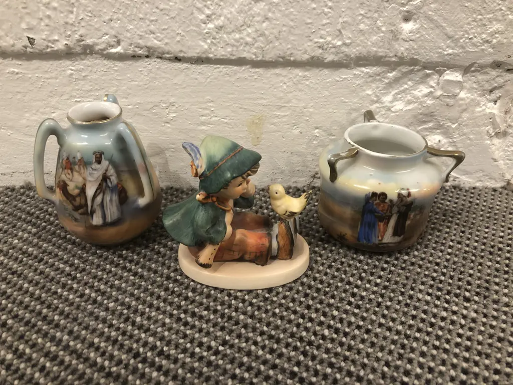 Hummel Figure and Two Bayreuth Pots PLEASE NOTE PHOTO CHANGE Image 1++