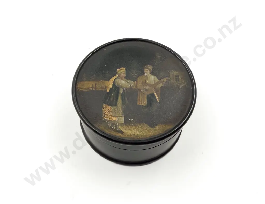 C19th European Painted Snuff Box Image 1++