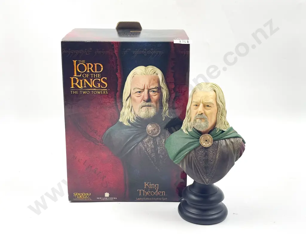 C2003 "King Theoden" Bust Image 1++