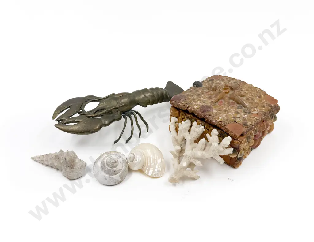 Vintage Shell Box with Shells and Brass Lobster Image 1++